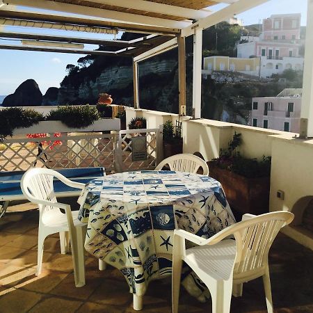 Agenzia Isotur Nontiscordardime Apartment Ponza Exterior foto